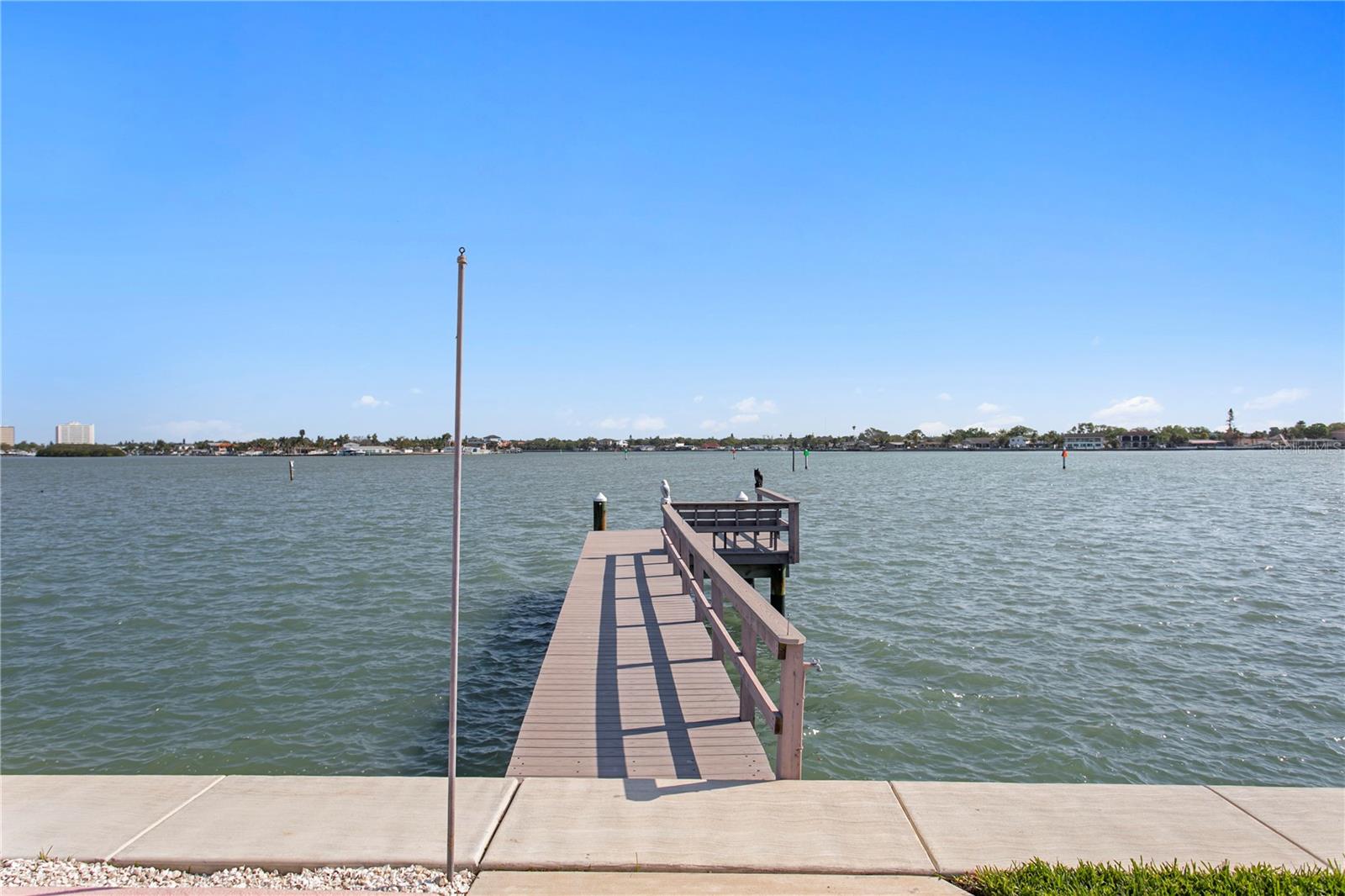 PASADENA ISLE - Residential