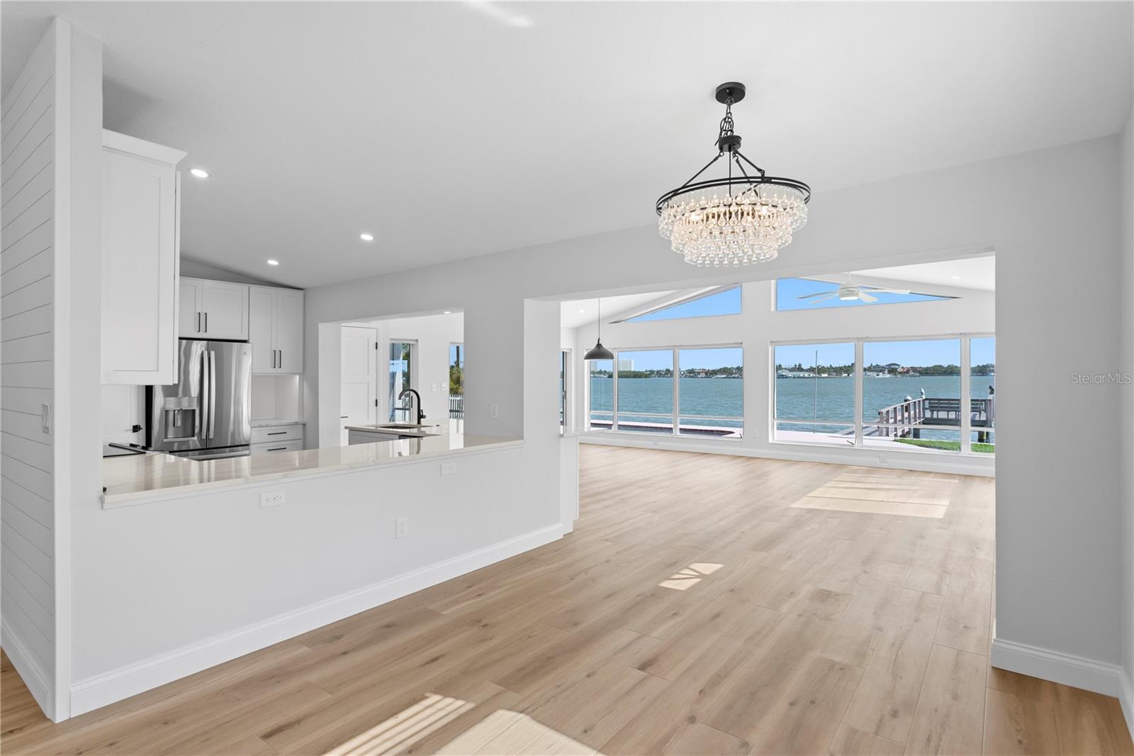 PASADENA ISLE - Residential