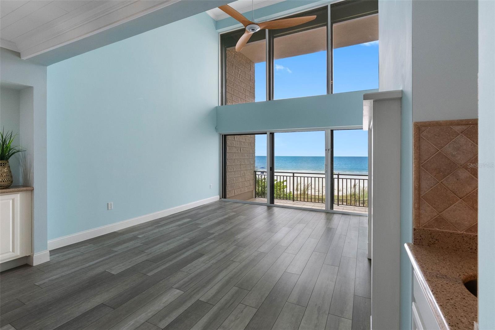 19700 GULF BOULEVARD 202