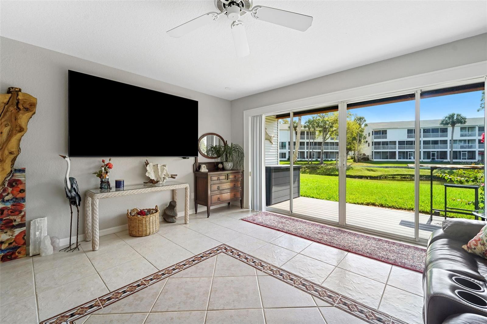 TARA CAY SOUND NORTH - Residential