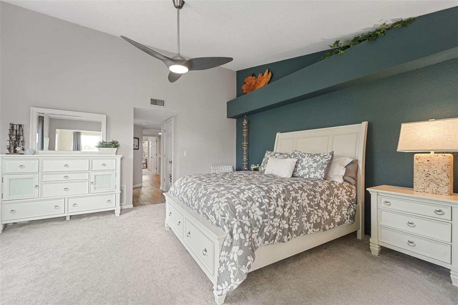 TARA CAY SOUND NORTH - Residential