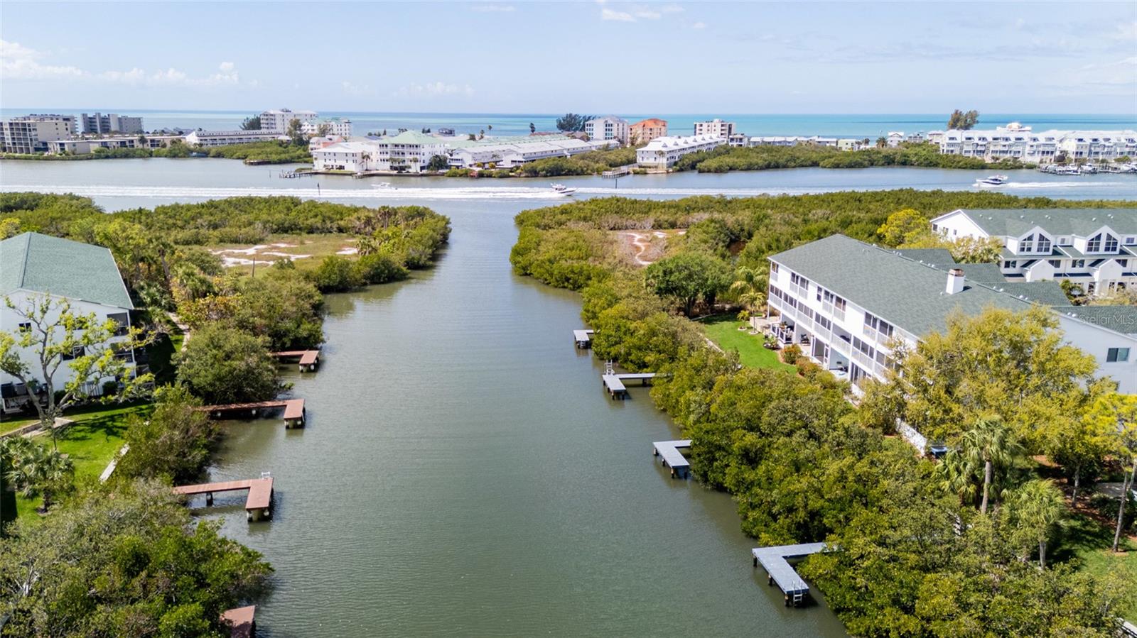 TARA CAY SOUND NORTH - Residential