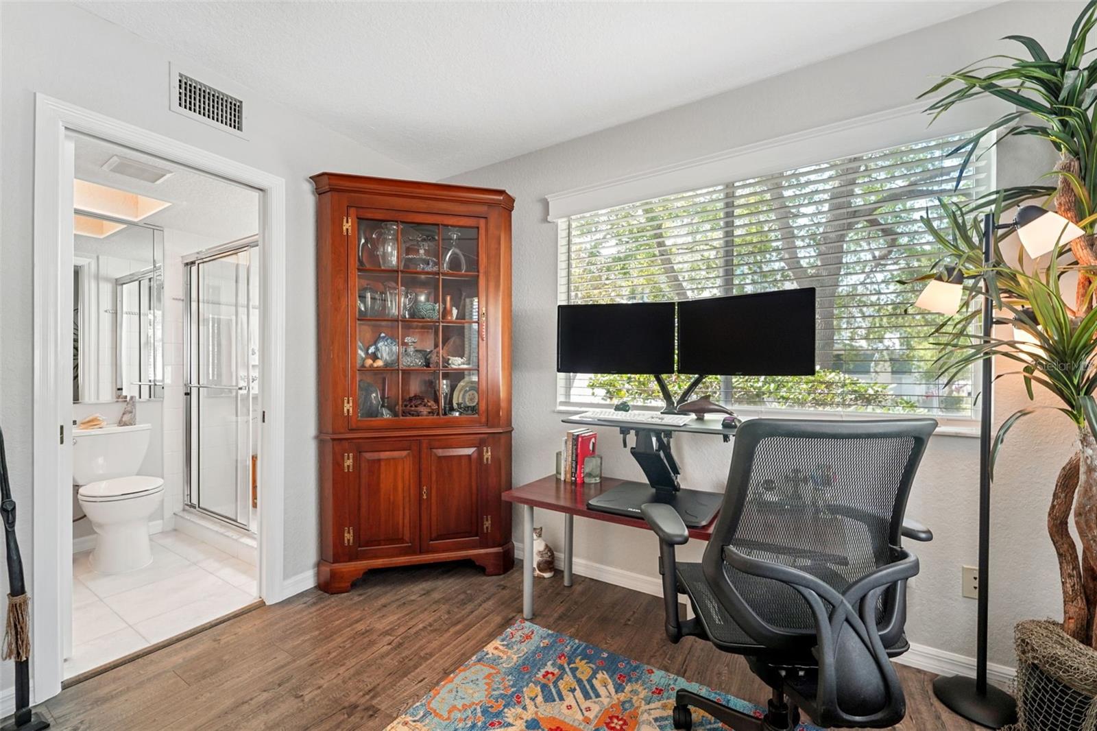 TARA CAY SOUND NORTH - Residential