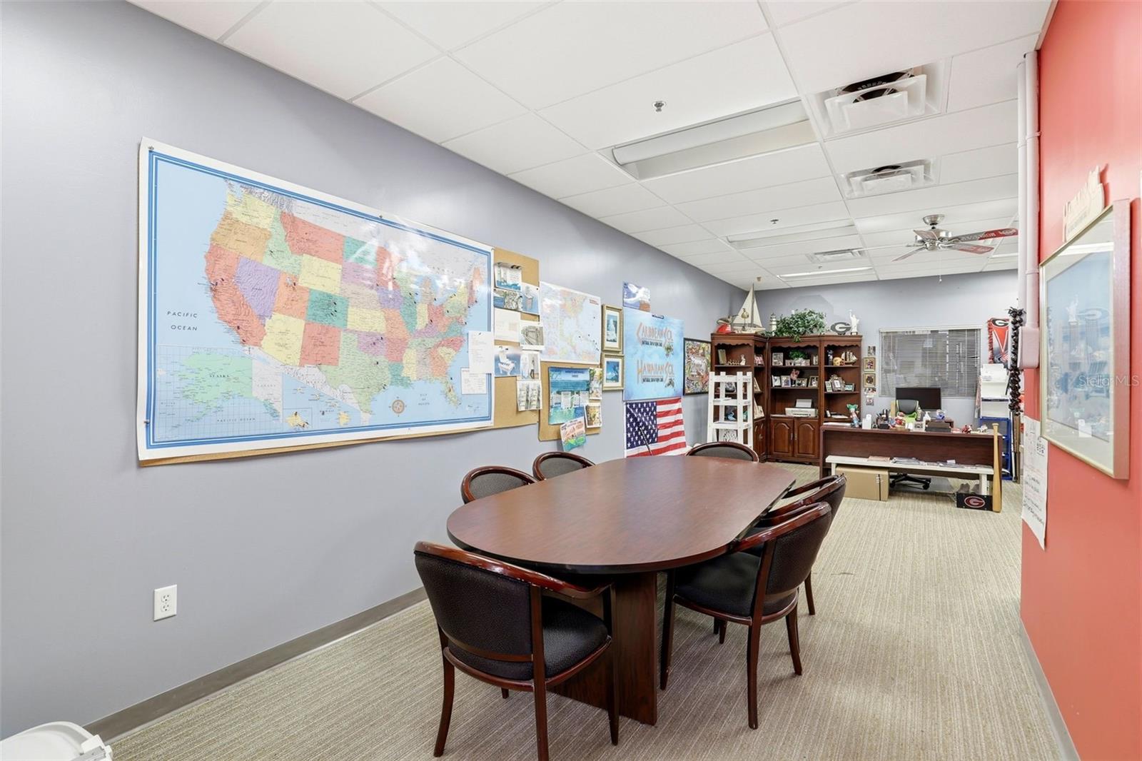 DREWTINA COMMERCE CENTER - Commercial Sale