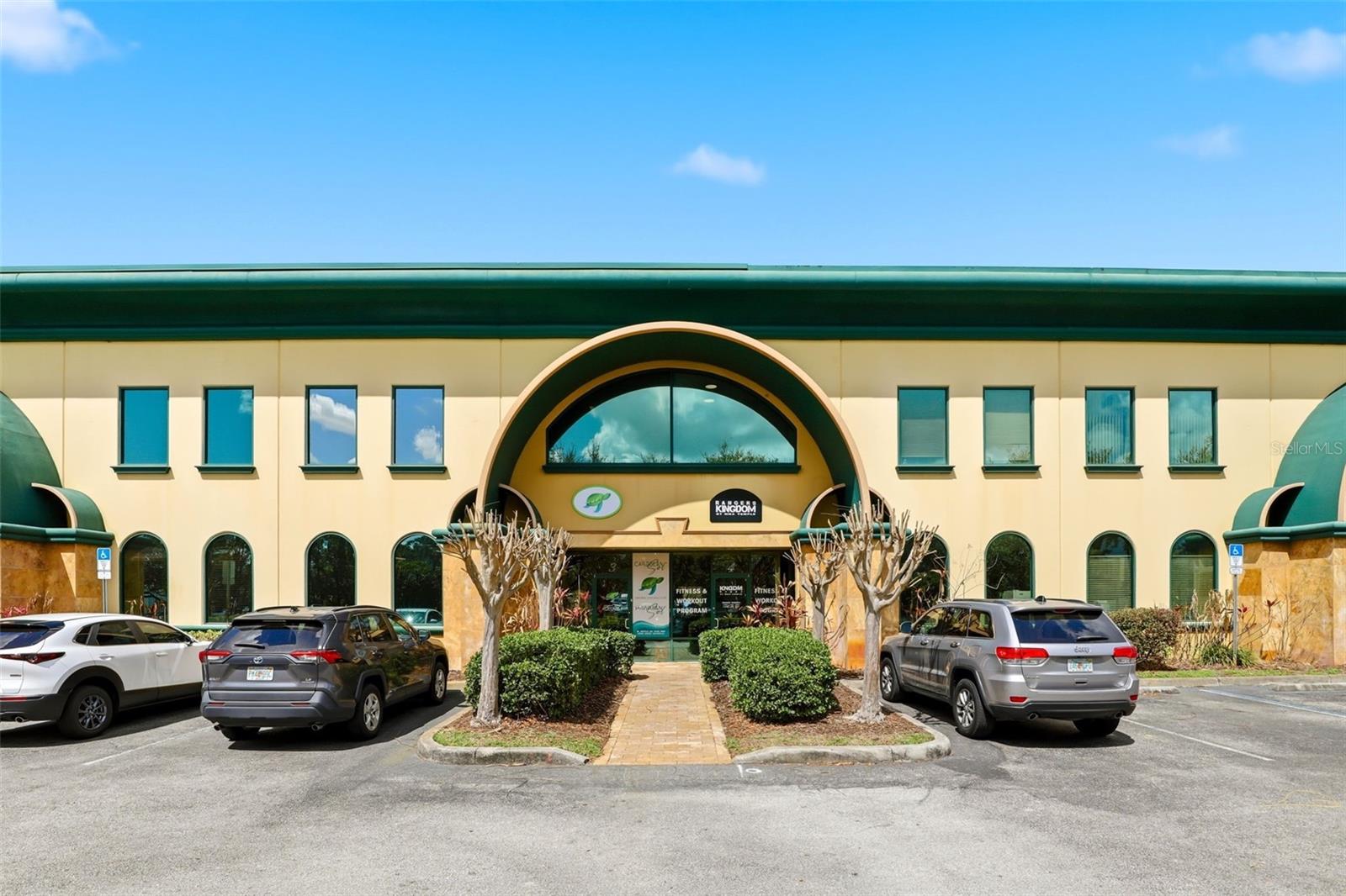 DREWTINA COMMERCE CENTER - Commercial Sale