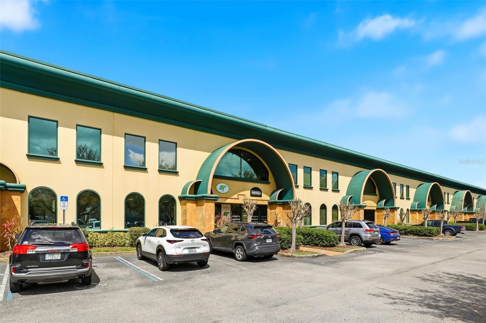 6881 KINGSPOINTE PARKWAY 3