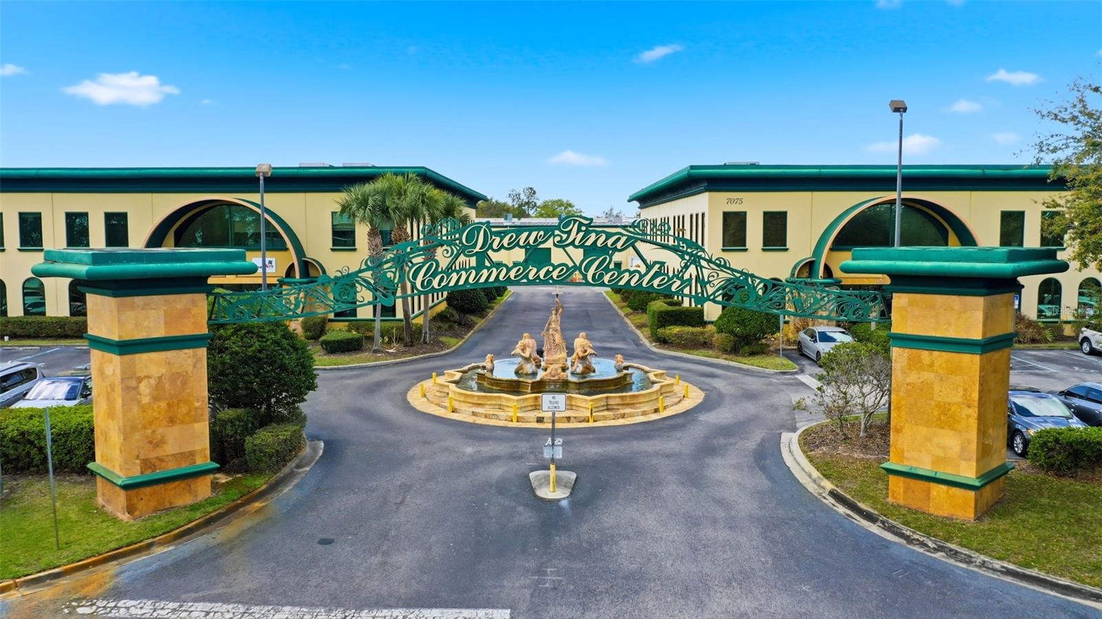 DREWTINA COMMERCE CENTER - Commercial Sale