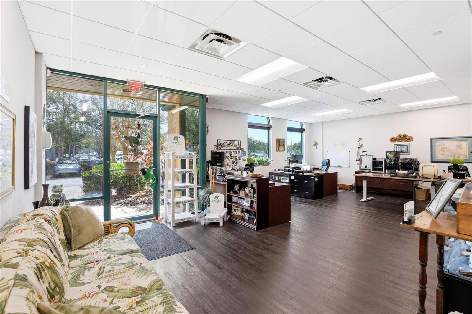 DREWTINA COMMERCE CENTER - Commercial Sale