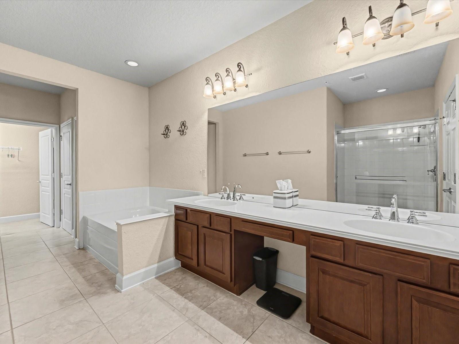 MANDALAY AT BELLA TRAE CONDO PH 30 BLDG 57 - Residential