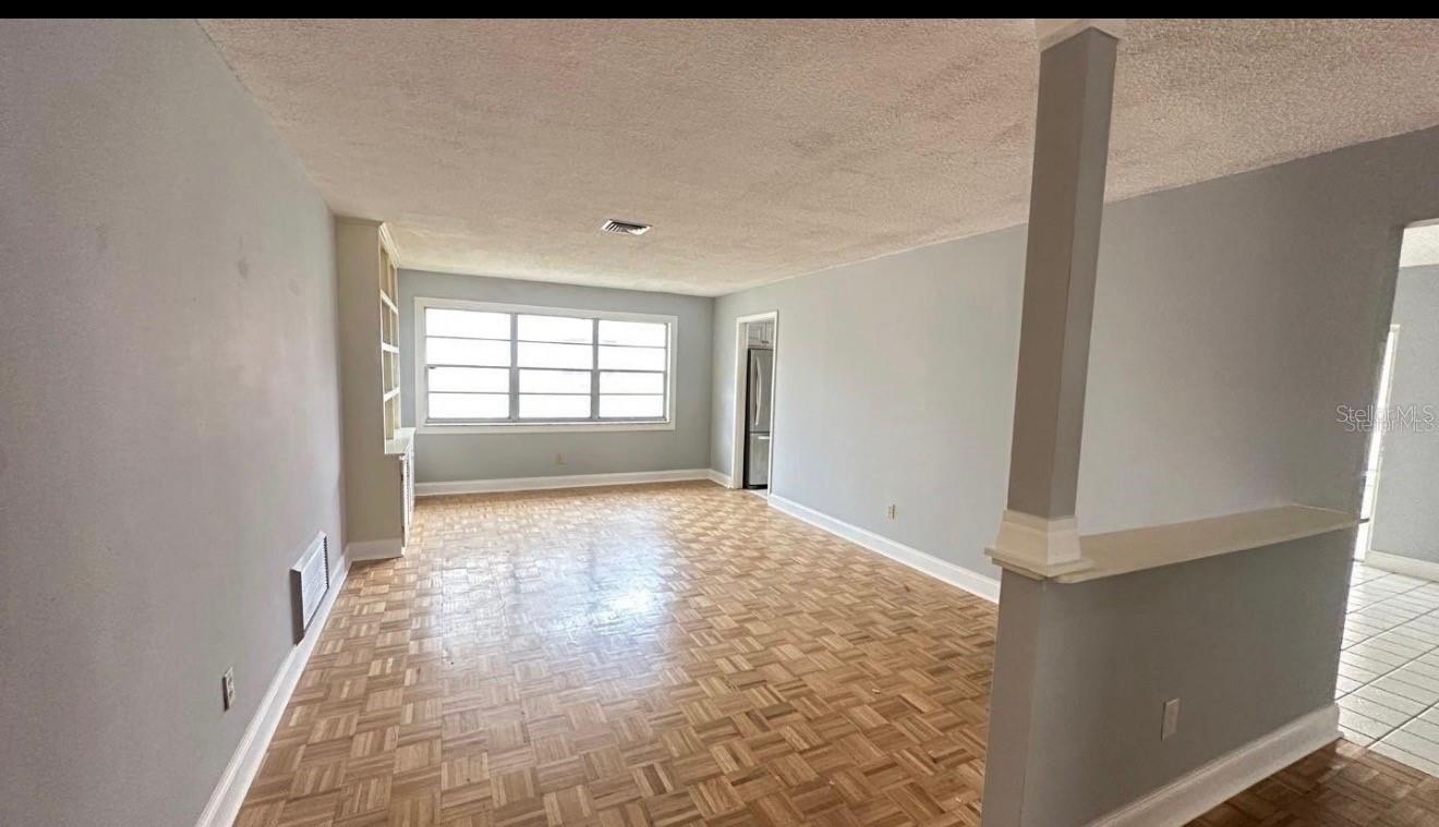 2380 TIMBERCREST CIRCLE W