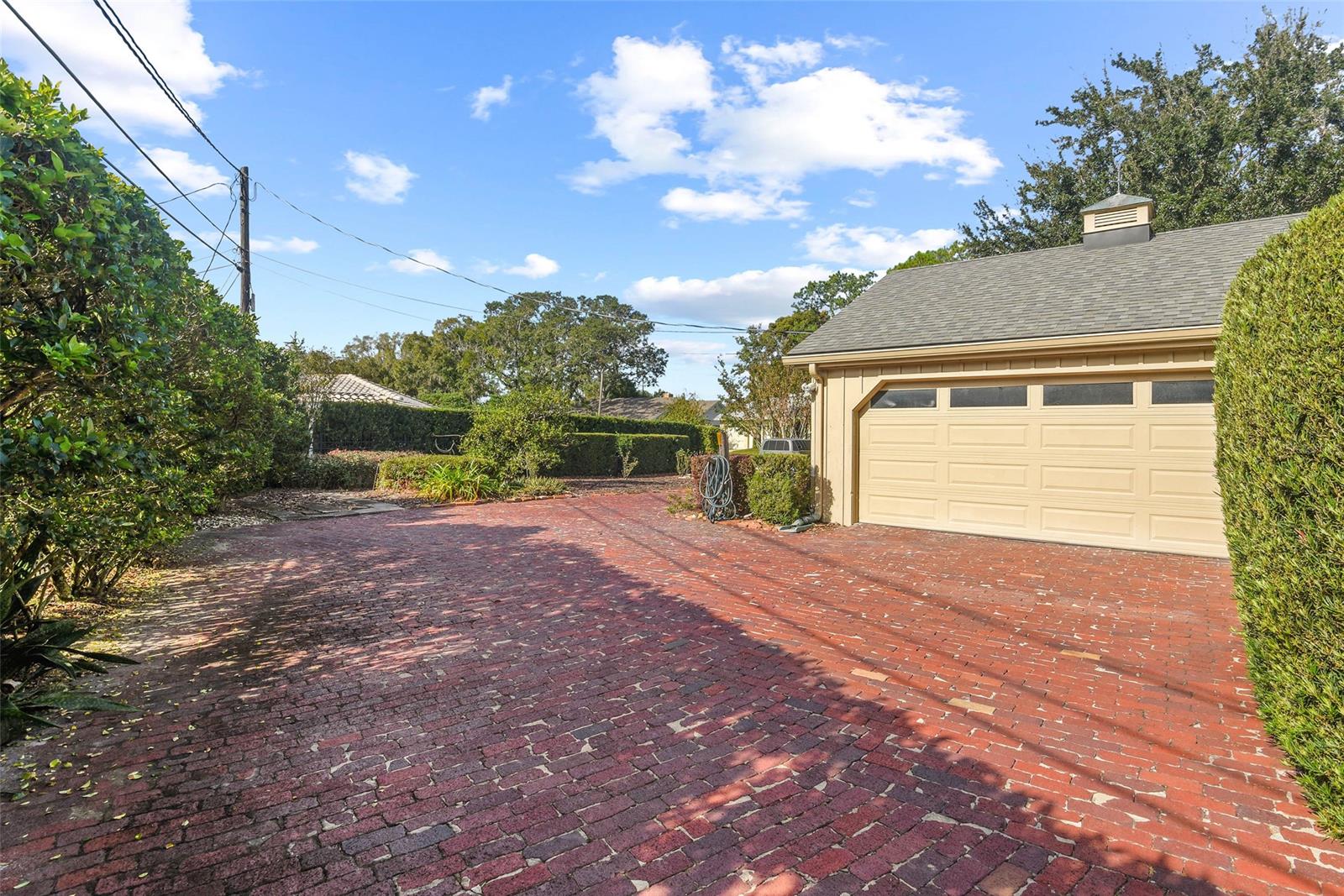 SPRING LAKE TERRACE - Residential