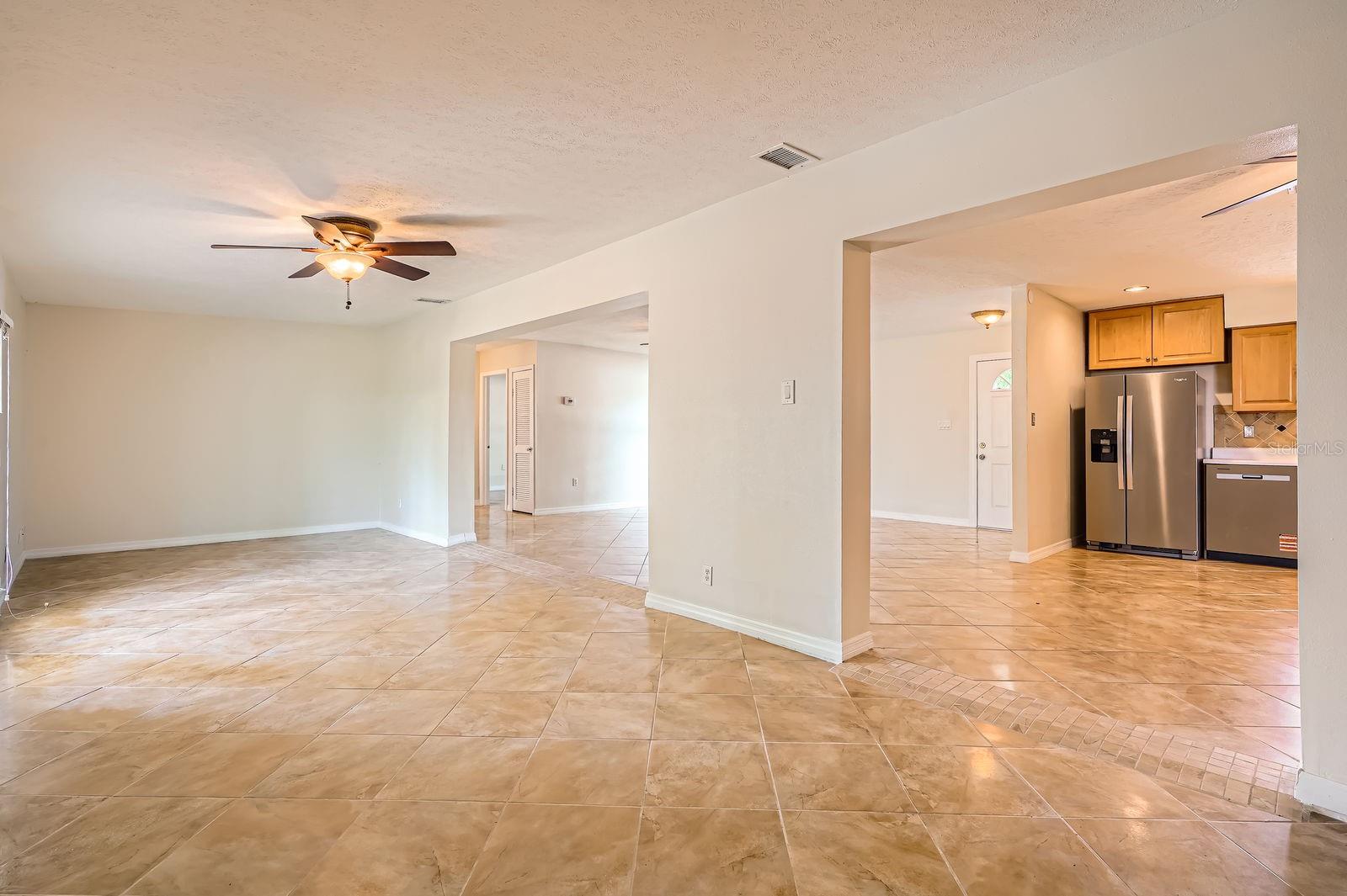 6209 FLAMINGO DRIVE