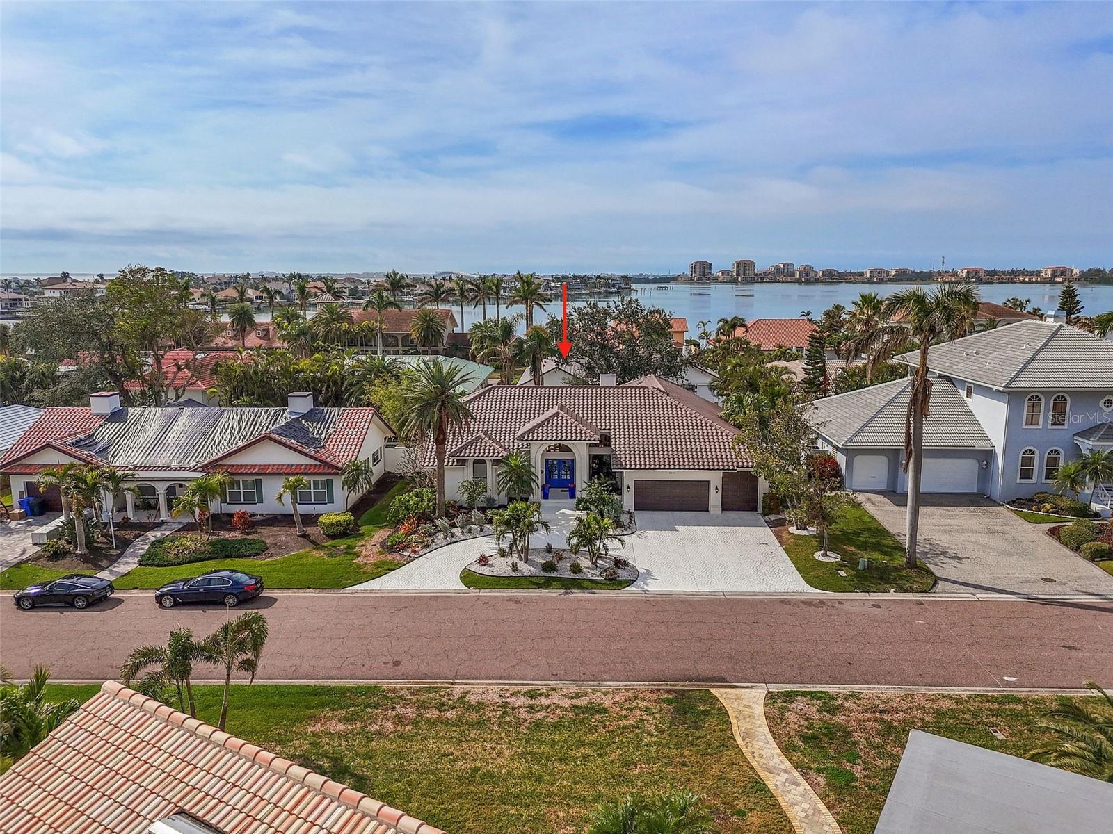 BAYWAY ISLES UNIT 1 - Residential