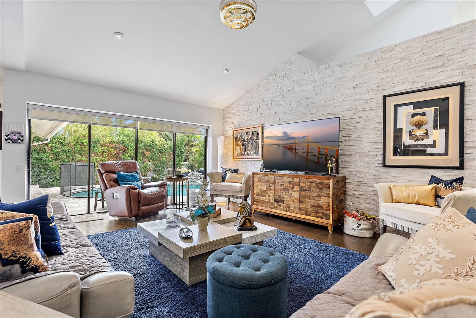 BAYWAY ISLES UNIT 1 - Residential