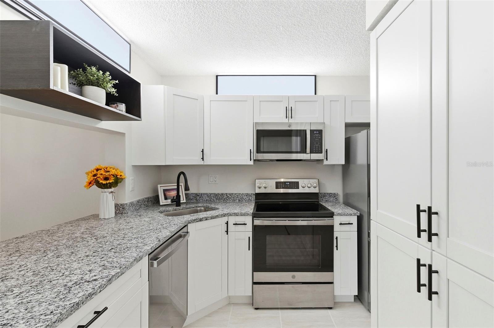 PINE RIDGE AT PALM HARBOR - Residential