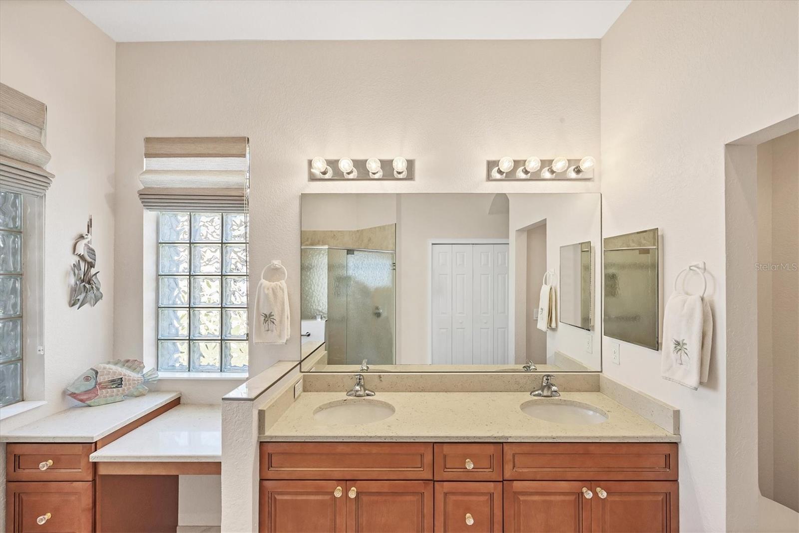 VENETIAN GOLF & RIV CLUB PH 2E - Residential