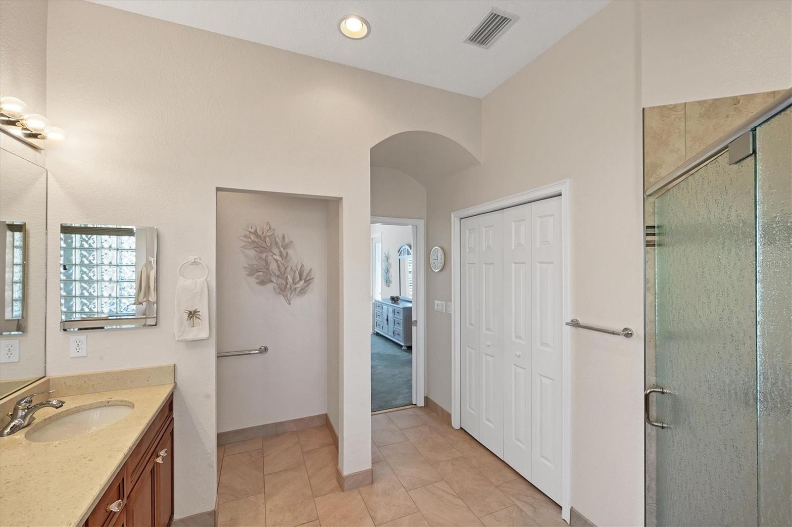 VENETIAN GOLF & RIV CLUB PH 2E - Residential