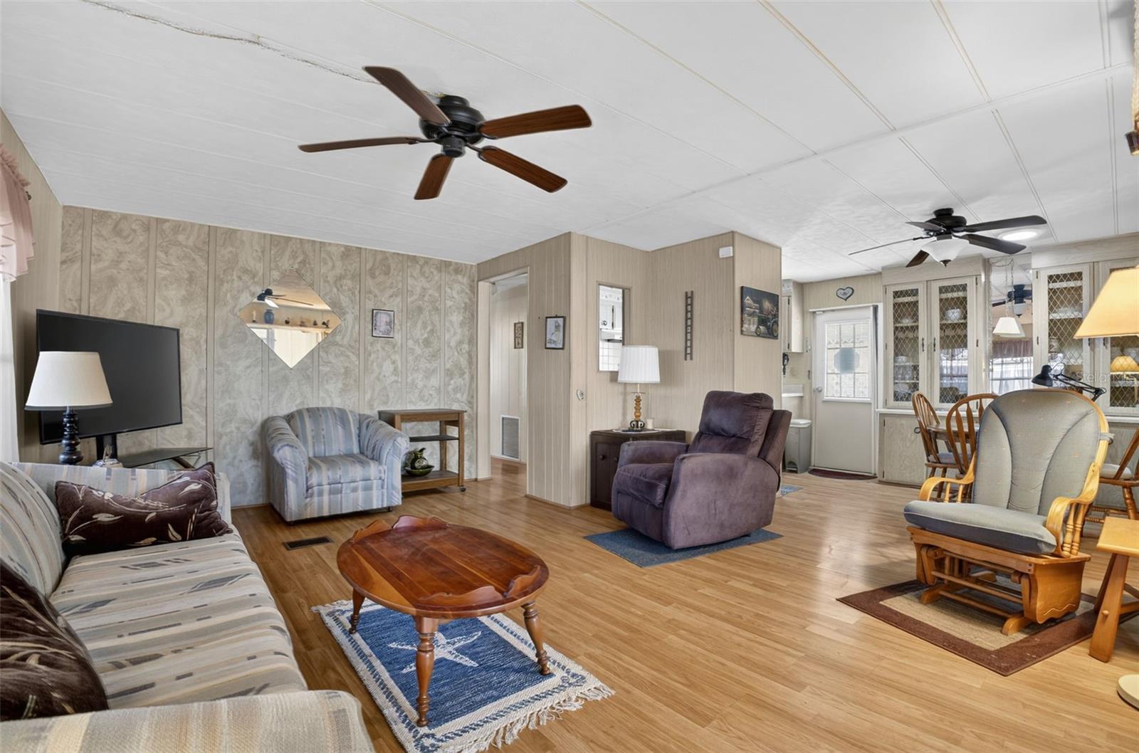 KEMPLE ESTATES 1ST ADD - Residential