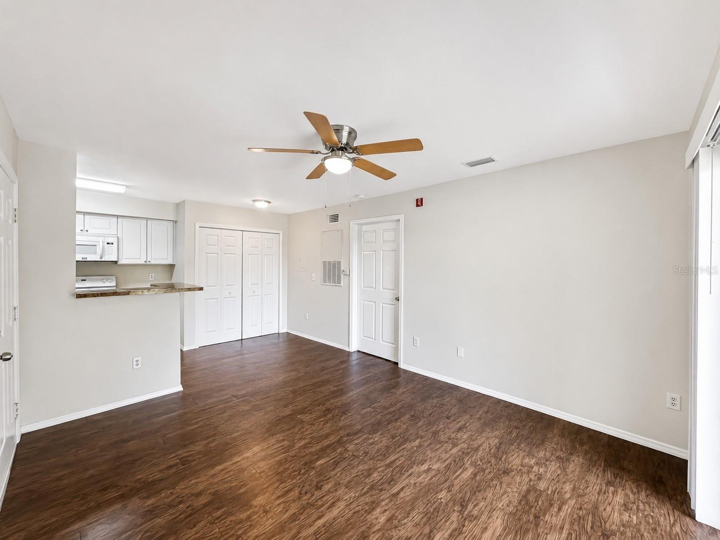 REGENCY PARK AT LAKE MARY A CONDO - Residential