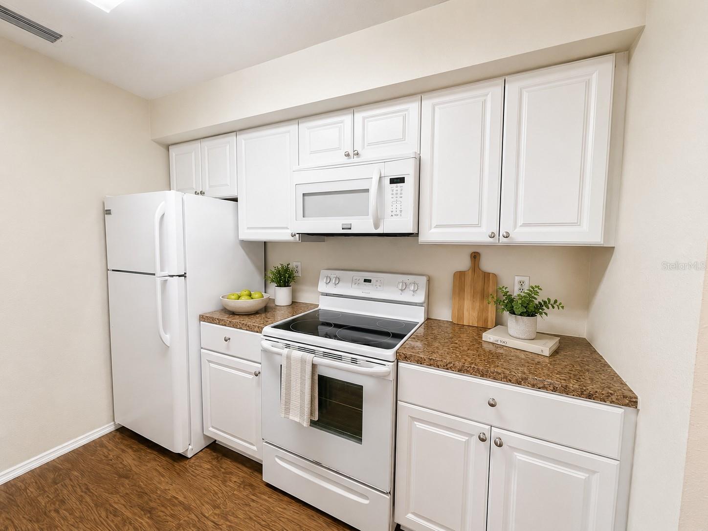 REGENCY PARK AT LAKE MARY A CONDO - Residential