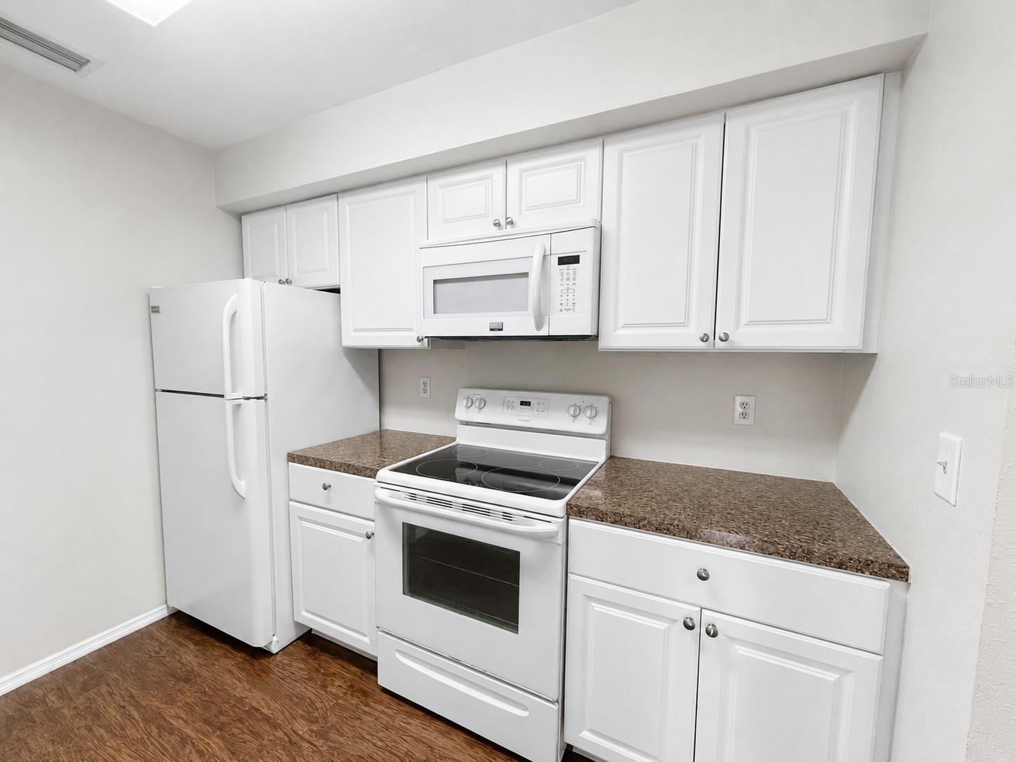 REGENCY PARK AT LAKE MARY A CONDO - Residential