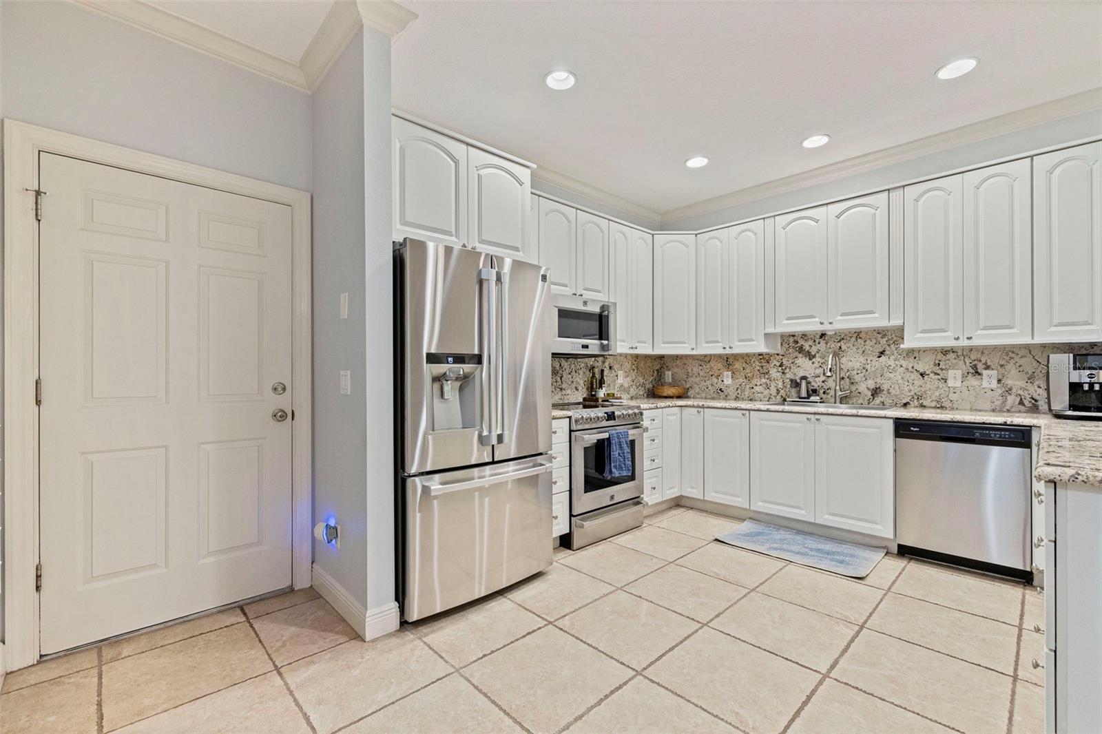 123 VALENCIA CIRCLE