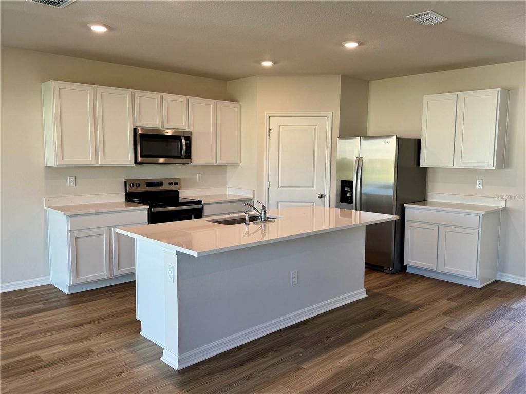 Photo of 18227 Canopy Place, Lakewood Ranch, FL 34211 (MLS # A4652950)