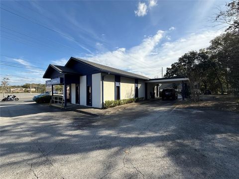 Tiny photo for 1212 NE 36th Avenue, Ocala, FL 34470 (MLS # OM718203)