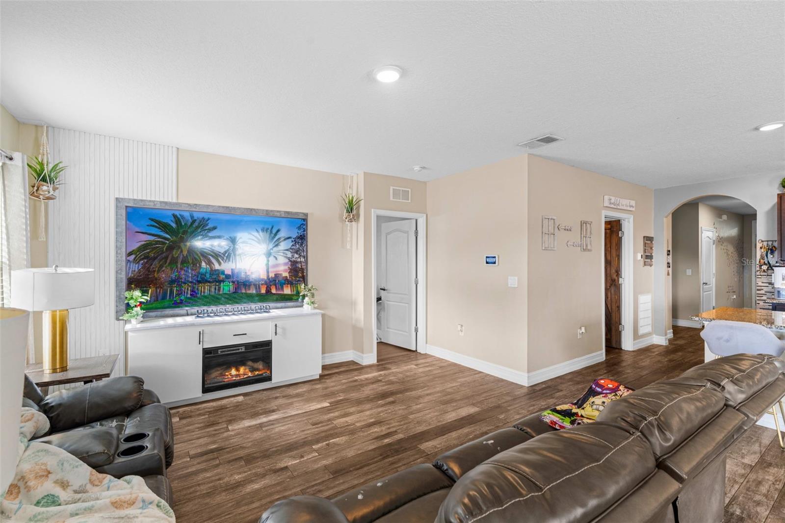 CHANLER RIDGE PH 02 - Residential