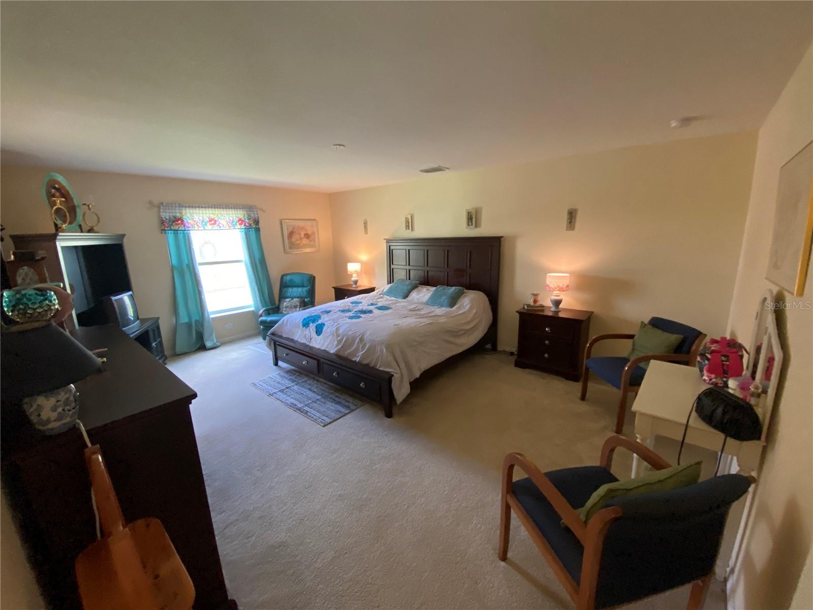 SUNCOAST LAKES - Residential