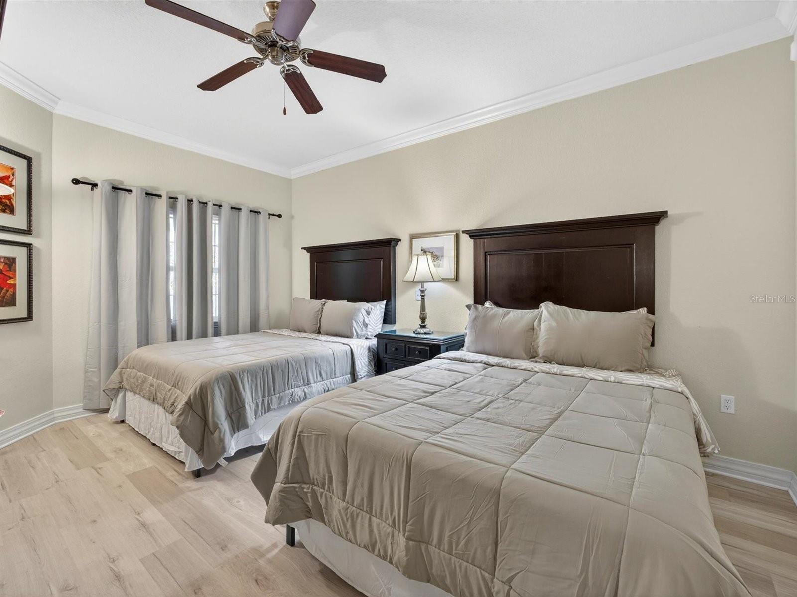 VILLAS AT REUNION SQUARE P3 CONDO - Residential