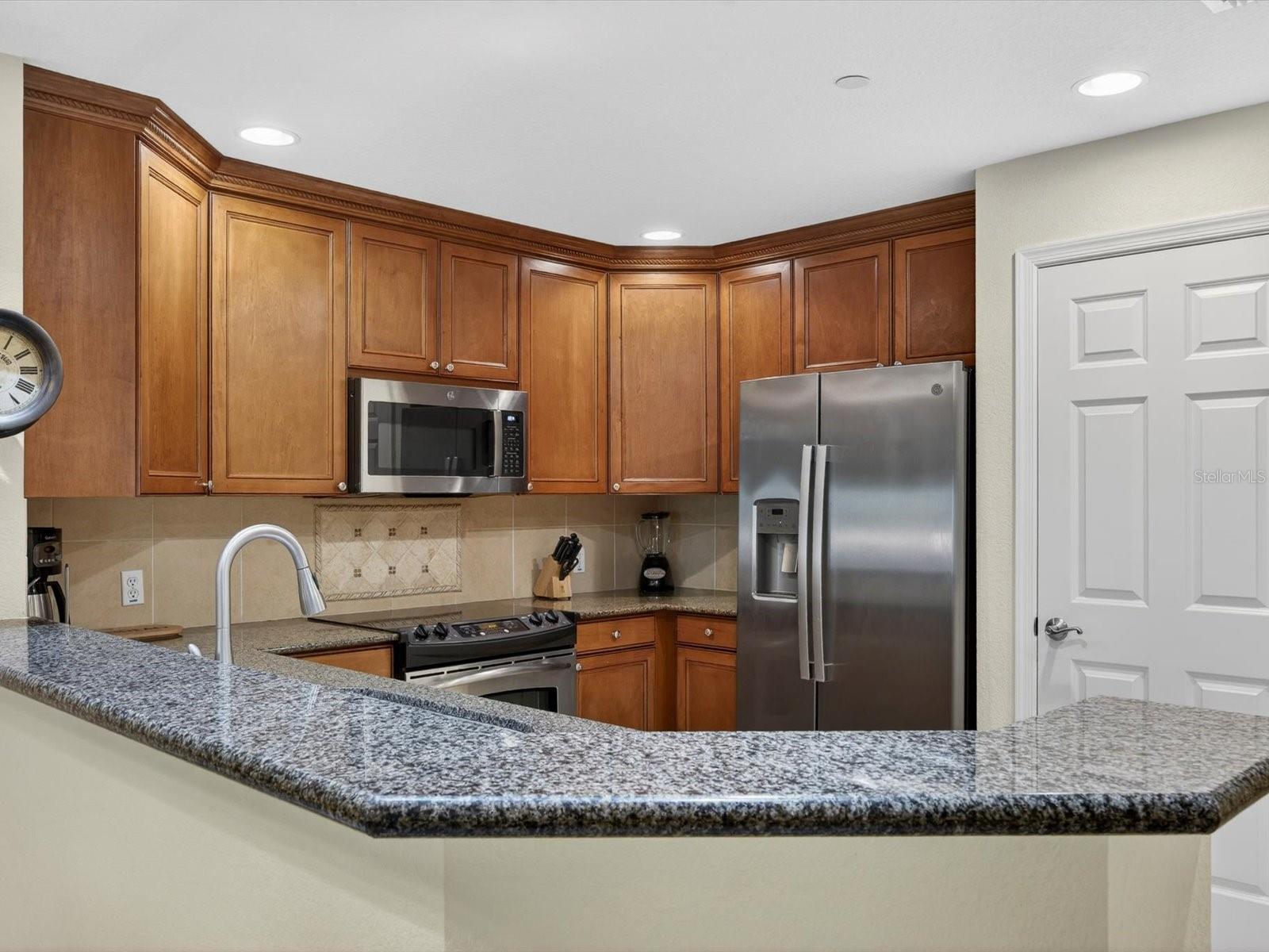 VILLAS AT REUNION SQUARE P3 CONDO - Residential