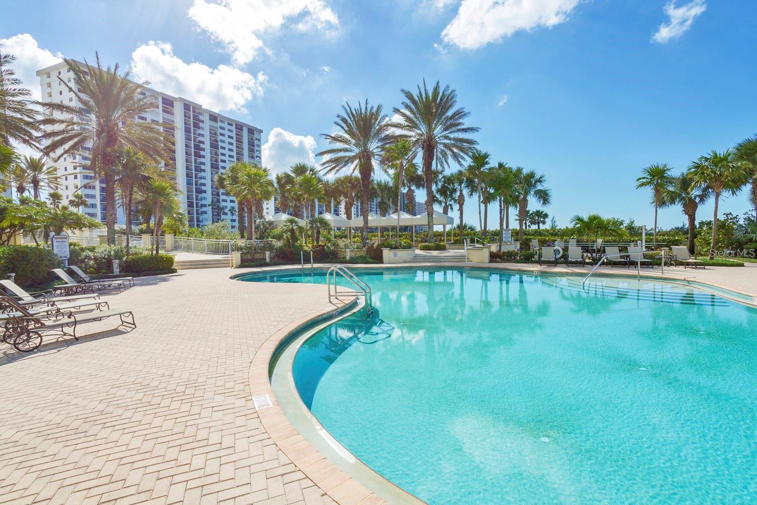 MERIDIAN ON SAND KEY CONDO - Residential