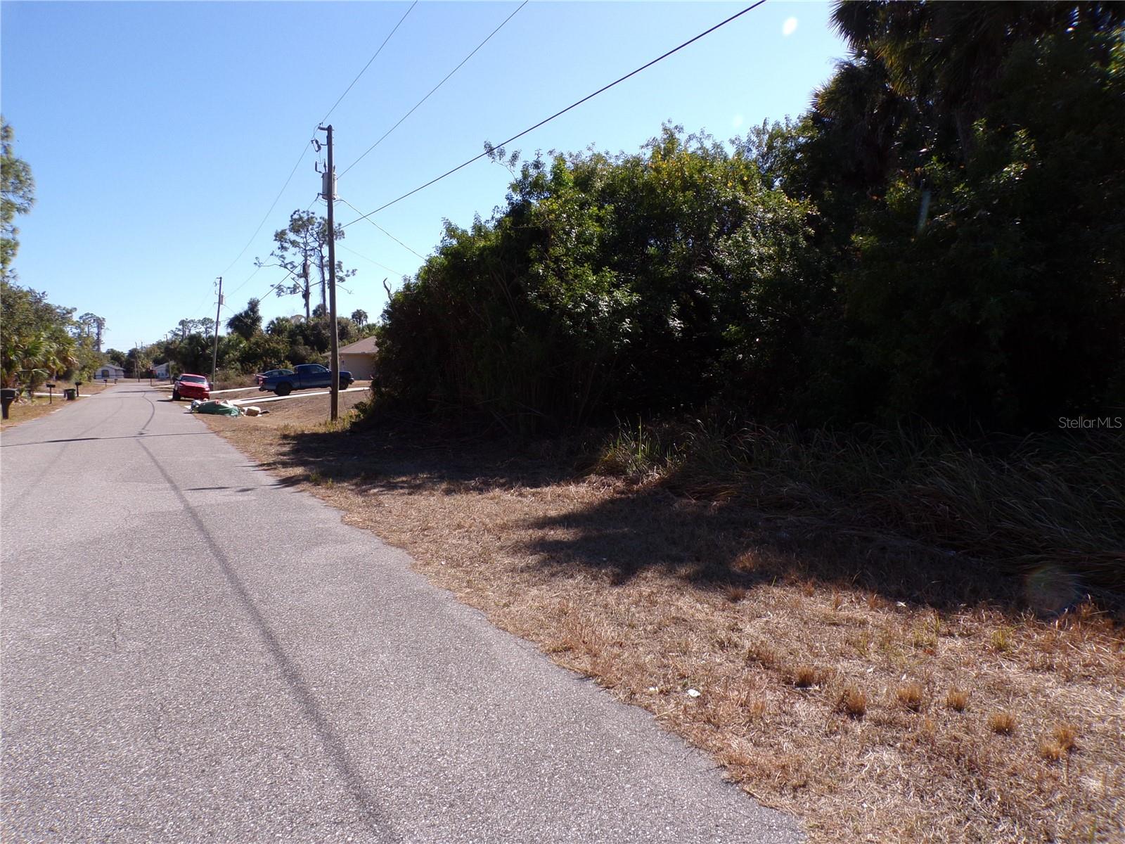 PORT CHARLOTTE SUB 12 - Land