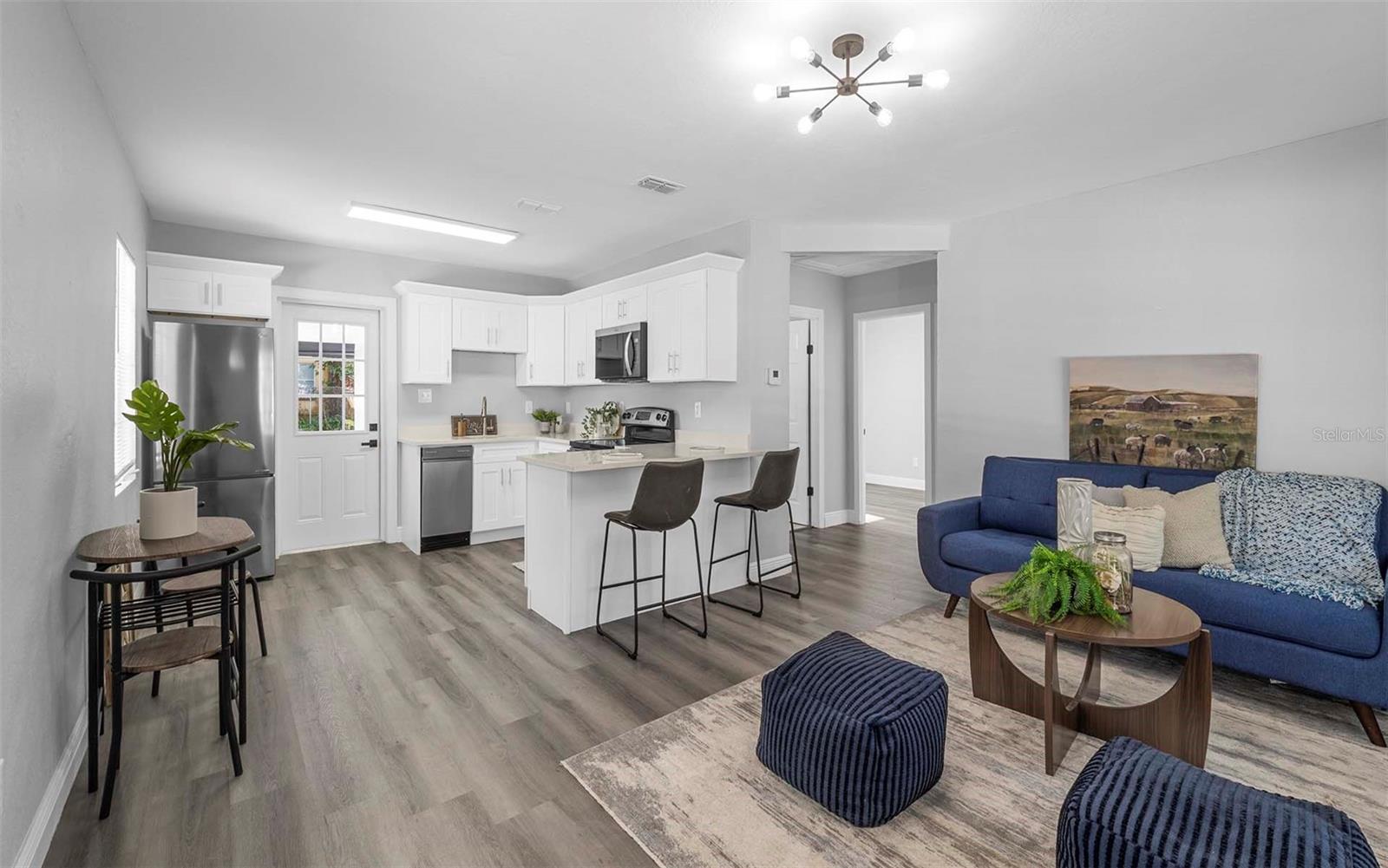 1915 E POWHATAN AVENUE