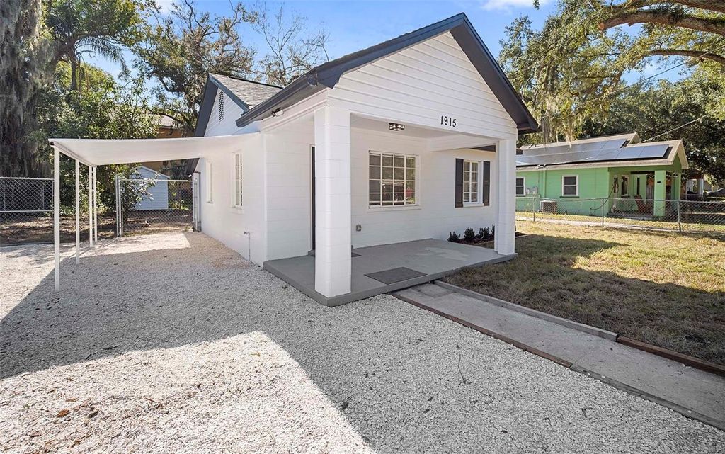 Photo of 1915 E Powhatan Avenue, Tampa, FL 33610 (MLS # TB8462126)