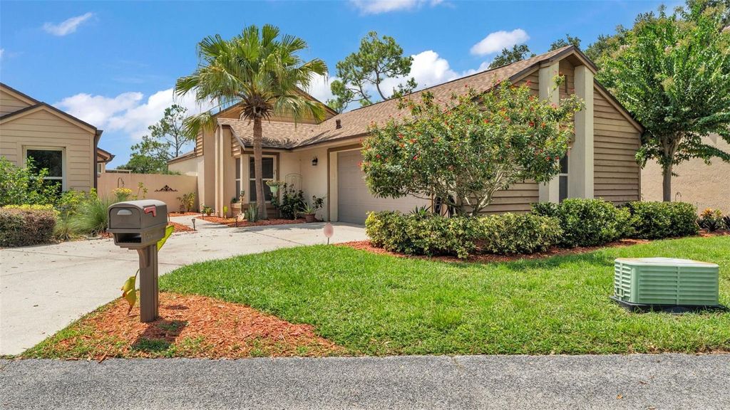 Photo of 3025 Silverado Terrace, Winter Haven, FL 33884 (MLS # P4935949)