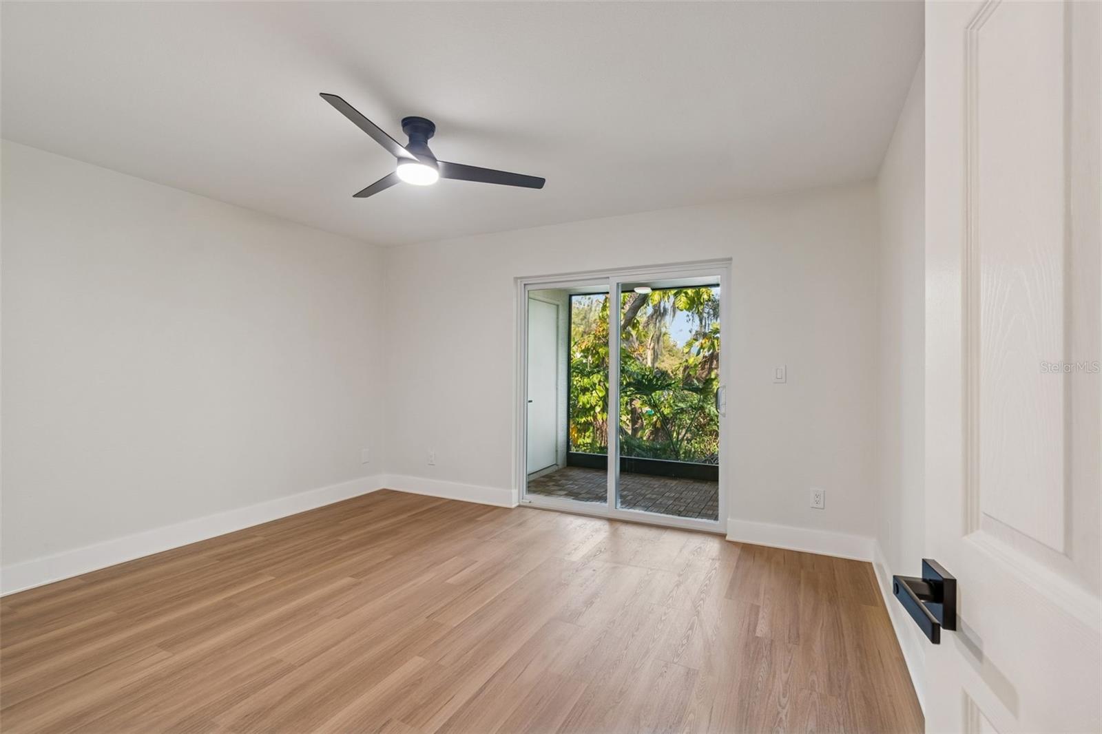 STEEPLECHASE PH - Residential