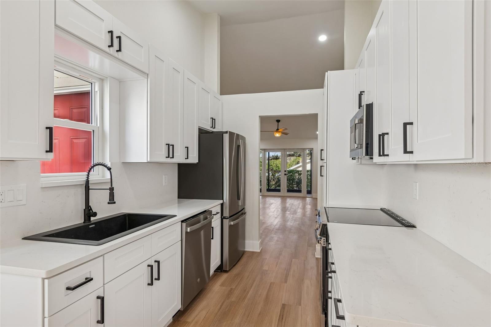 STEEPLECHASE PH - Residential