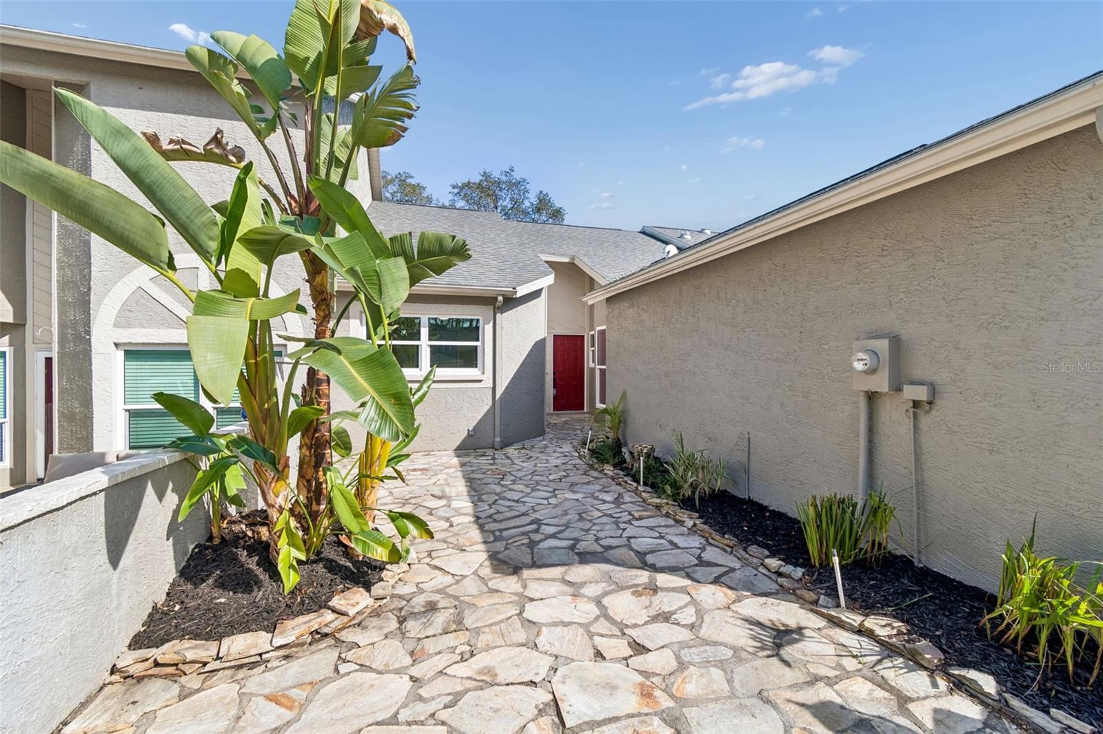 STEEPLECHASE PH - Residential