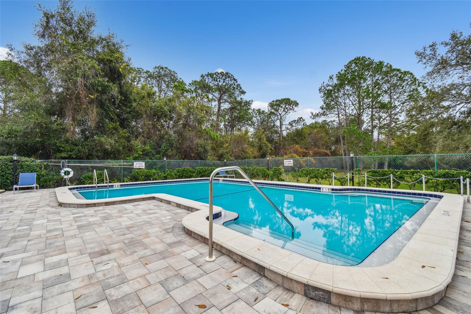 STEEPLECHASE PH - Residential