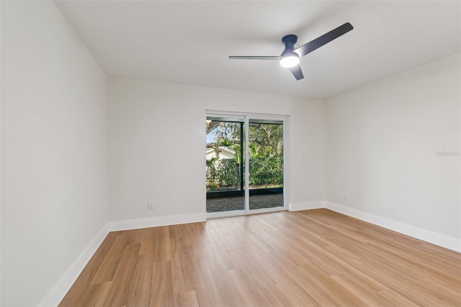 STEEPLECHASE PH - Residential