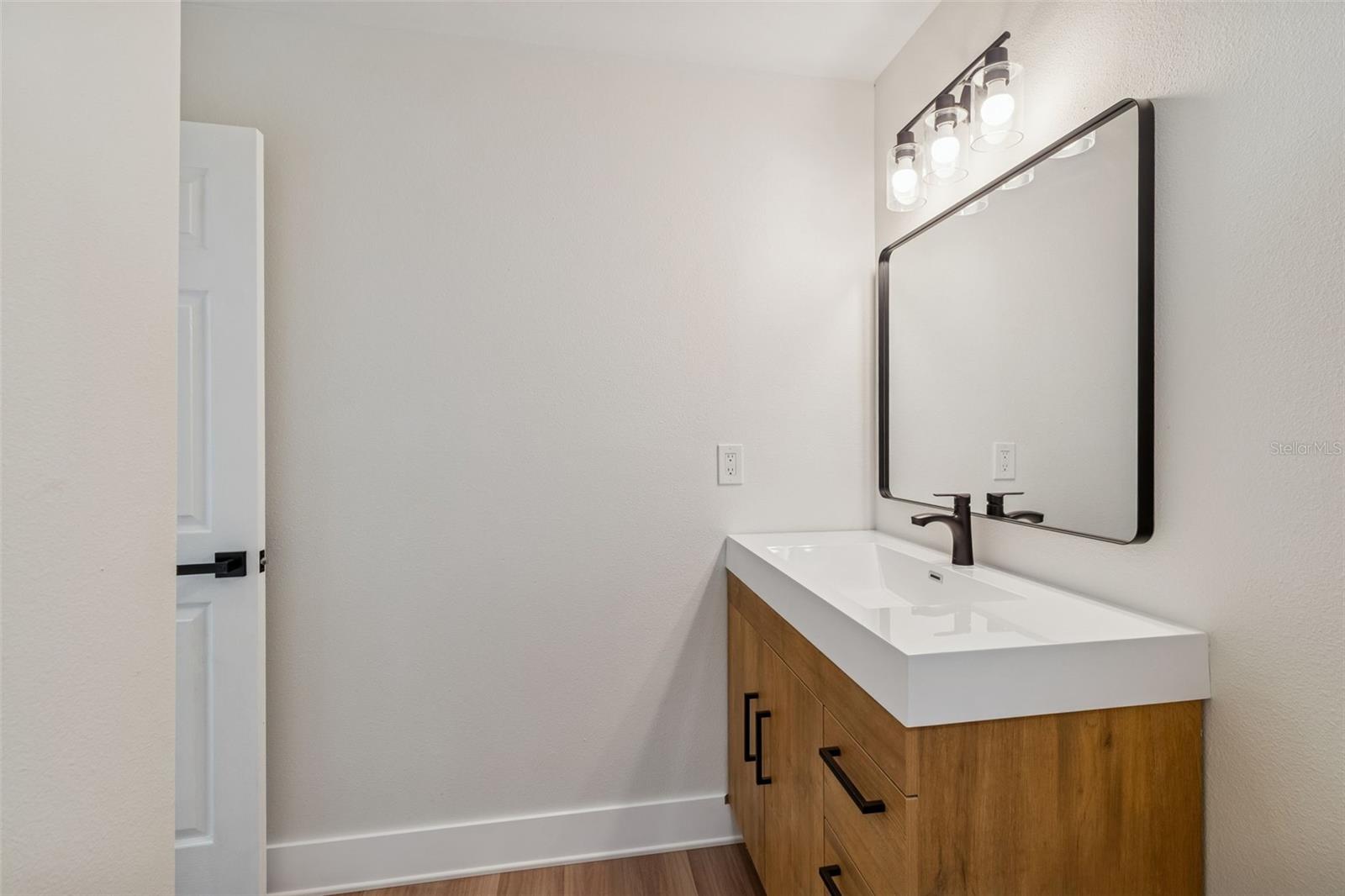 STEEPLECHASE PH - Residential