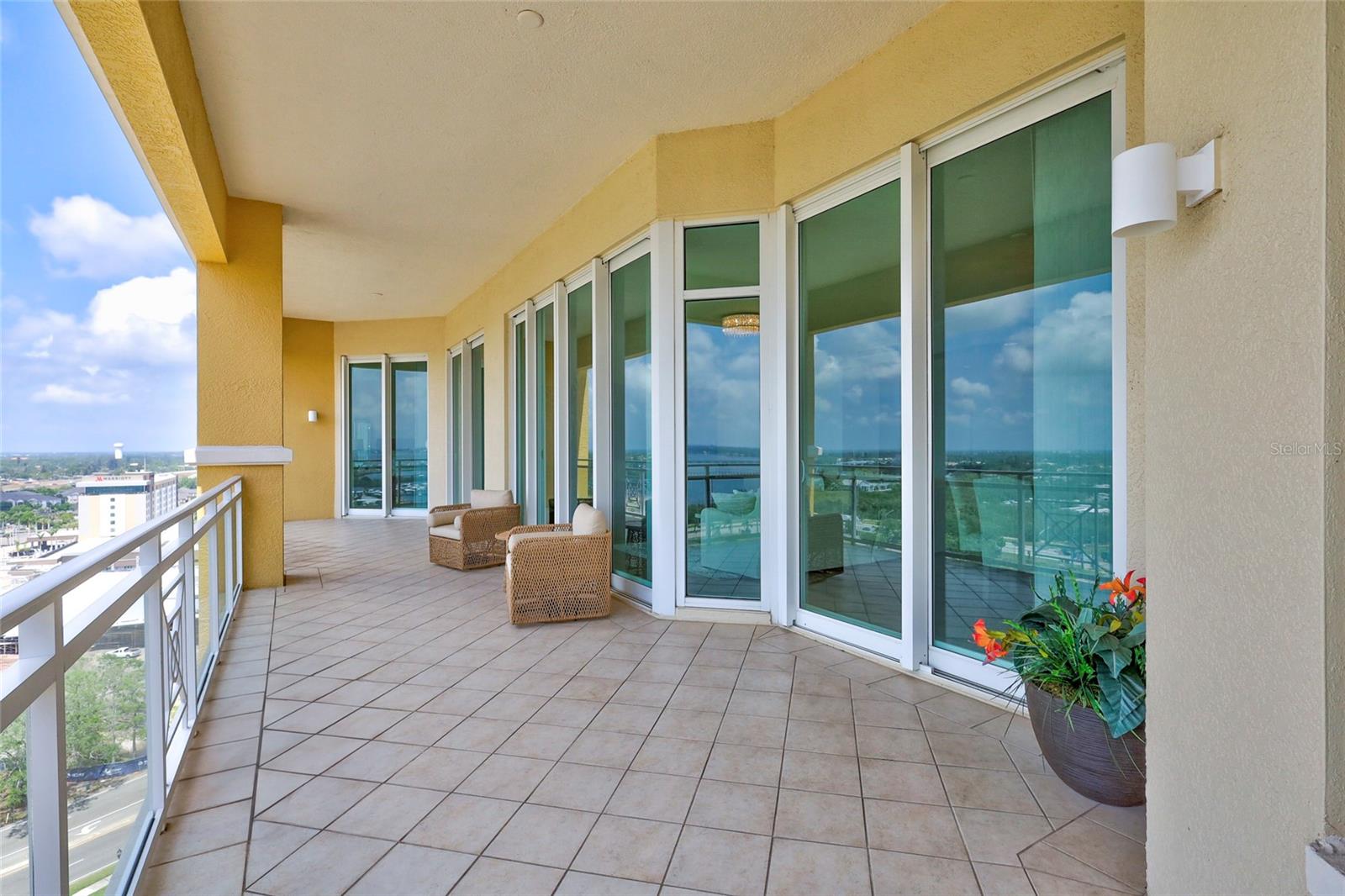 BEL MARE PH II - Residential