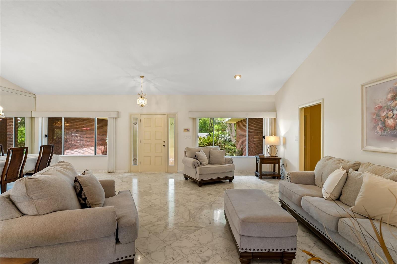 11123 PALMETTO BOULEVARD