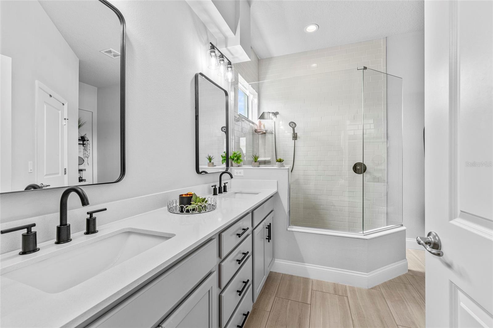 GABLES/TOWN CENTER - Residential