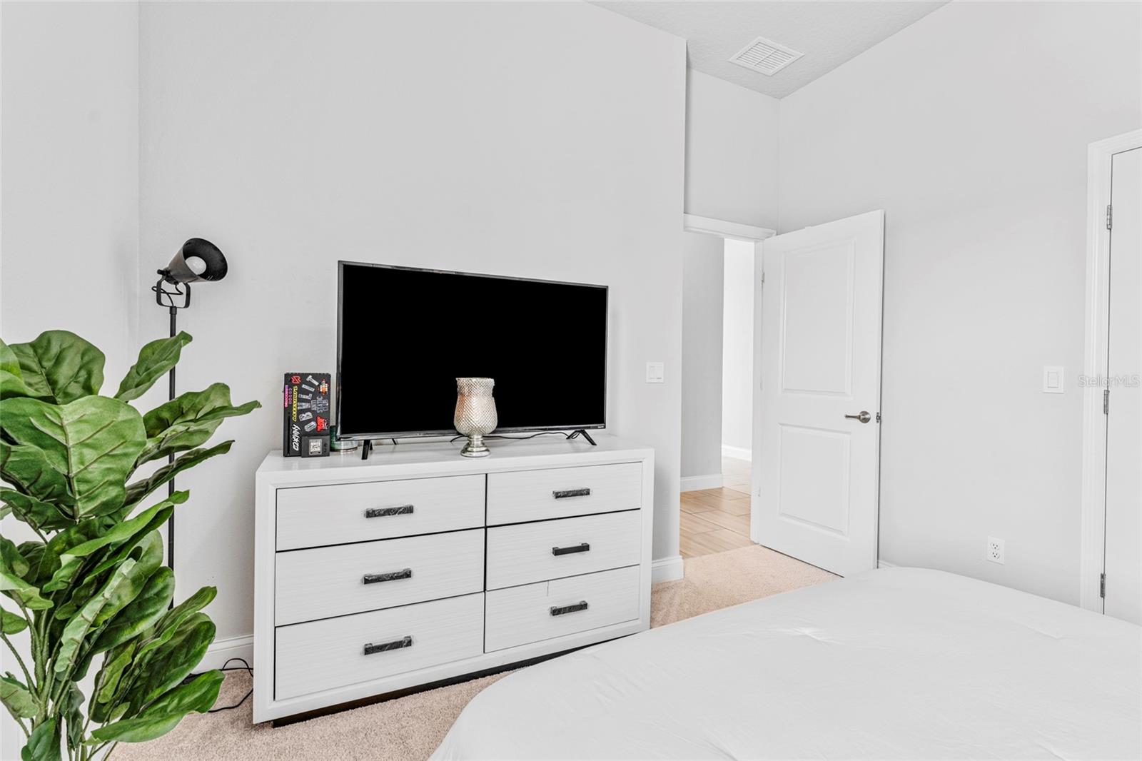 GABLES/TOWN CENTER - Residential