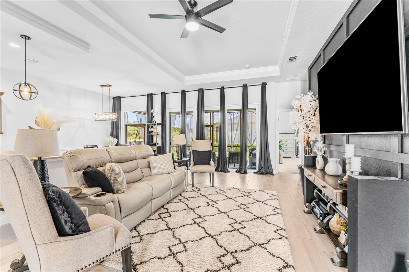 GABLES/TOWN CENTER - Residential