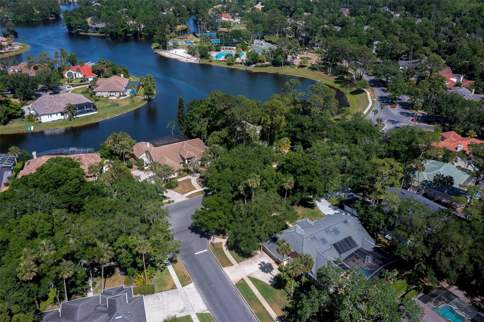 4819 SHORELINE CIRCLE