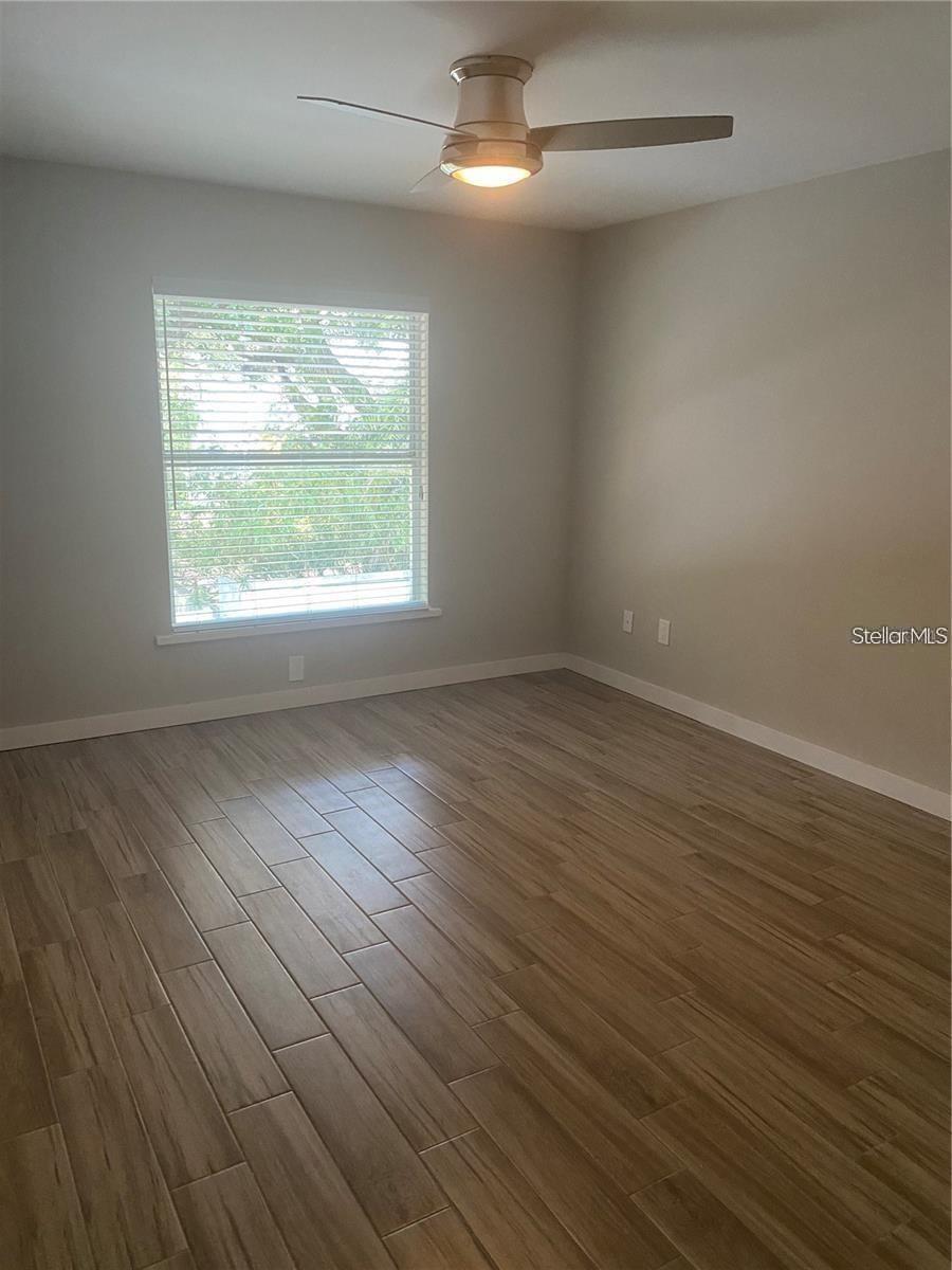 4811 BAYSHORE BOULEVARD 103